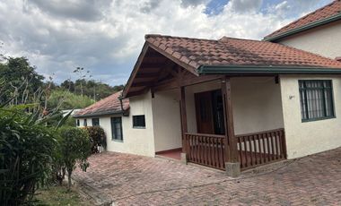 casa condominio en arriendo/venta en el balsal. Cod V1125002