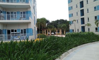 Spacious 1 Bedroom Cond Unit with wide view of Mactan Channel and Mainland Cebu