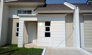 DISEWAKAN !! Rumah Bagus Minimalis di Calista Karawang , Bisa Nego
