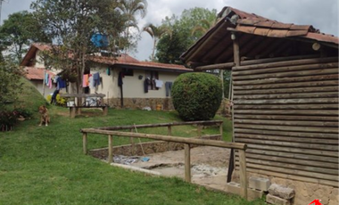 finca en venta en vereda canoas. Cod V4217