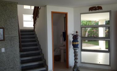 casa campestre en venta en el santuario. Cod V13399