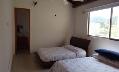 casa campestre en venta en el santuario. Cod V13399