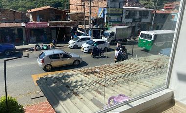 ARRIENDO de LOCALES en MEDELLIN