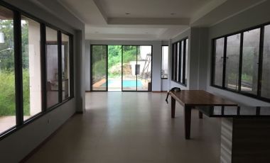 House & Lot with Swimming Pool for Sale in Maria Luisa Cebu
