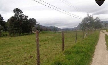 Terreno de venta en Cumbe – código:13504