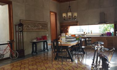 Luxurious house @ Mayjend sungkono, surabaya barat