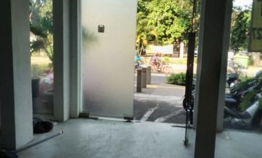 DISEWAKAN RUKO (Cocok Untuk Usaha/Restoran/Cafe) DI JL .KEMANG RAYA JAKARTA SELATAN