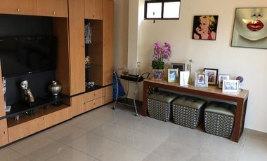 Vendo casa remodelada en Ciudad Celeste ¡Excelente ubicación! (J Luna)