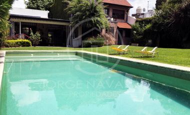 Importante Chalet de 5 Ambientes - Pozos 4400 - Villa Ballester - San Martín