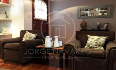 Importante Chalet de 5 Ambientes - Pozos 4400 - Villa Ballester - San Martín