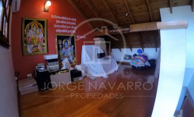 Importante Chalet de 5 Ambientes - Pozos 4400 - Villa Ballester - San Martín