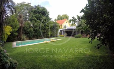 Importante Chalet de 5 Ambientes - Pozos 4400 - Villa Ballester - San Martín