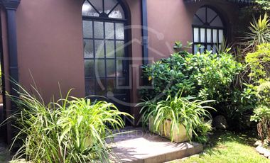 Importante Chalet de 5 Ambientes - Pozos 4400 - Villa Ballester - San Martín