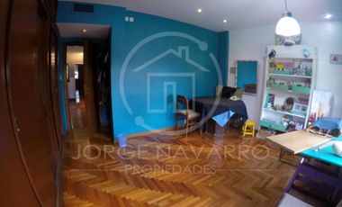 Importante Chalet de 5 Ambientes - Pozos 4400 - Villa Ballester - San Martín