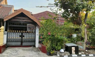 2029. Dijual Rumah di Ketintang Permai Ketintang Selatan Surabaya