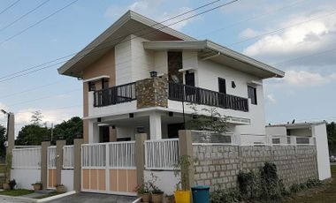 Live in this Newly-built House and Lot in Essel Park