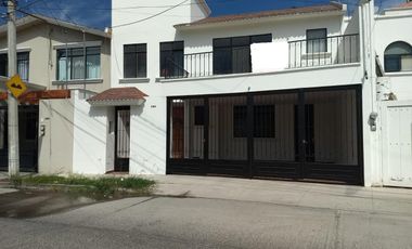 Casa en venta en Fraccionamiento Lomas del Campestre en Aguascalientes.