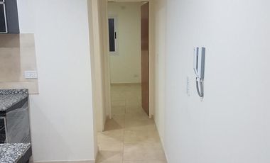 Departamento 2 ambientes con cochera - Calle 31 al 4200 - Villa España
