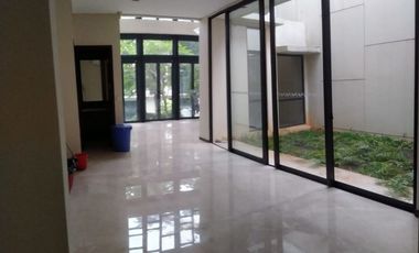 Dijual/Disewa Rumah Lancewood Navapark BSD City Tangerang Masih Baru Belum Pernah Dipakai