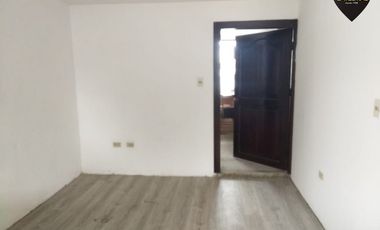 Casa de arriendo en Remigio Crespo – código:16704