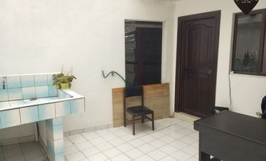 Casa de arriendo en Remigio Crespo – código:16704