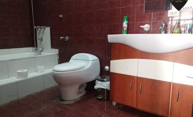 Casa de arriendo en Remigio Crespo – código:16704