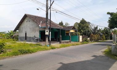 TANAH DI RINGROAD SELATAN TAMANAN BANGUNTAPAN BANTUL DEKAT KAMPUS UAD