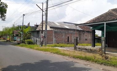 TANAH DI RINGROAD SELATAN TAMANAN BANGUNTAPAN BANTUL DEKAT KAMPUS UAD