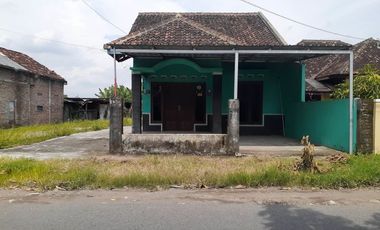 TANAH DI RINGROAD SELATAN TAMANAN BANGUNTAPAN BANTUL DEKAT KAMPUS UAD