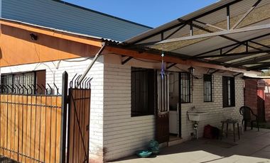 Casa en venta de 3 dorm. en La Florida