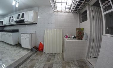 casa en venta en av. libertadores, parques residenciales b. Cod V22871