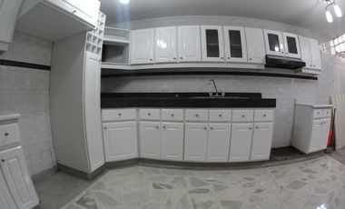 casa en venta en av. libertadores, parques residenciales b. Cod V22871