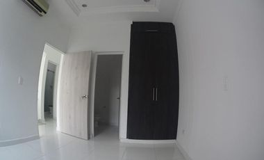 casa en venta en av. libertadores, parques residenciales b. Cod V22871