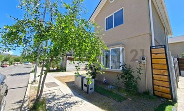 Se arrienda casa en condominio Prados de Buin II