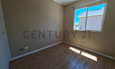 Se arrienda casa en condominio Prados de Buin II