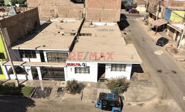🏡✨ Oportunidad Casa En Esquina – San Vicente De Cañete ✨🏡