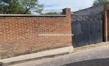 TERRENO EN VENTA EN TEQUISQUIAPAN EN COL. CENTRO LUIS