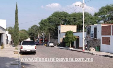 TERRENO EN VENTA EN TEQUISQUIAPAN EN COL. CENTRO LUIS
