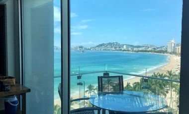 Departamento sobre Playa y sobre Av. Costera
