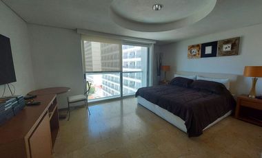 Departamento sobre Playa y sobre Av. Costera