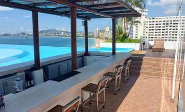 Departamento sobre Playa y sobre Av. Costera