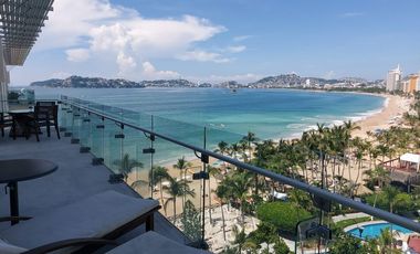 Departamento sobre Playa y sobre Av. Costera
