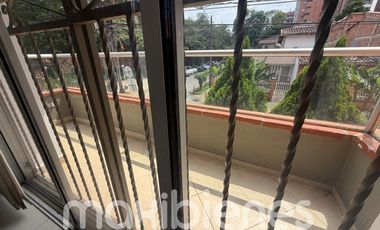 apartamento en arriendo en el portal. Cod A67169
