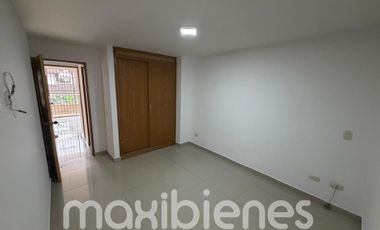 apartamento en arriendo en el portal. Cod A67169