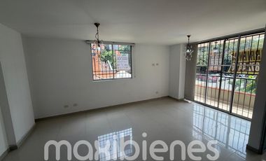 apartamento en arriendo en el portal. Cod A67169