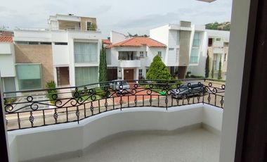 casa en venta en c.c mirador campestre. Cod V2435