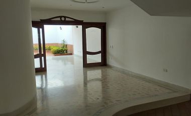 casa en venta en c.c mirador campestre. Cod V2435