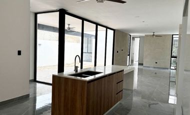 Venta casa de 1 piso Fiora Cholul Mérida Yucatán