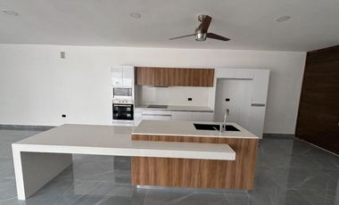 Venta casa de 1 piso Fiora Cholul Mérida Yucatán