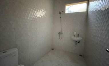 Rumah Minimalis Royal Residence Hadap Timur